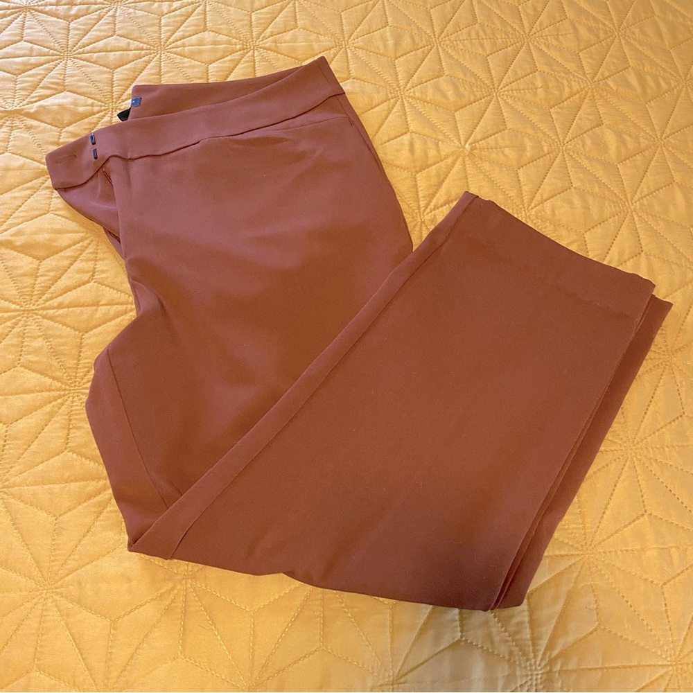 Cropped pants